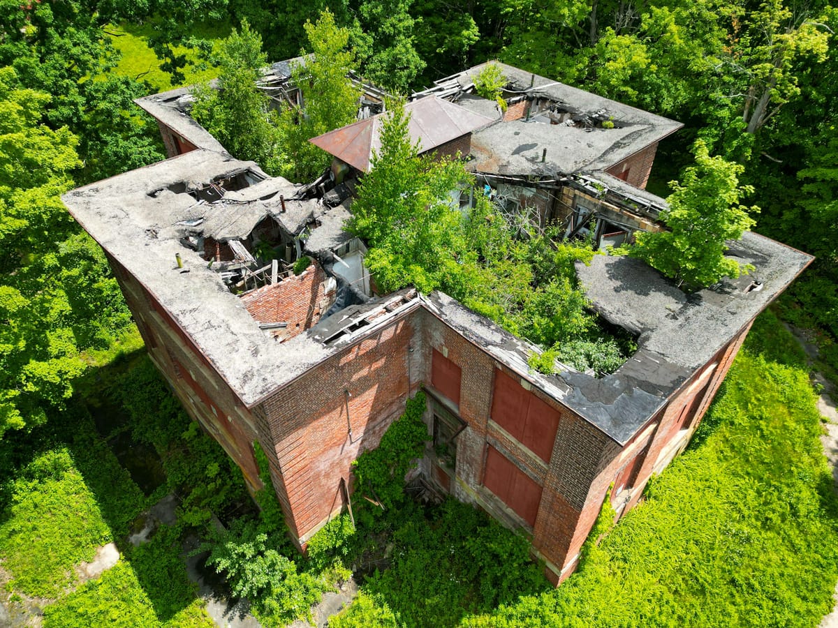 Belchertown State School for the Feeble-Minded (Belchertown, MA)